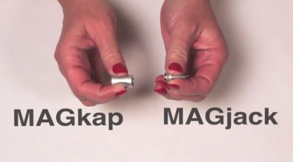 MAGkap（左）と MAGjack（右）