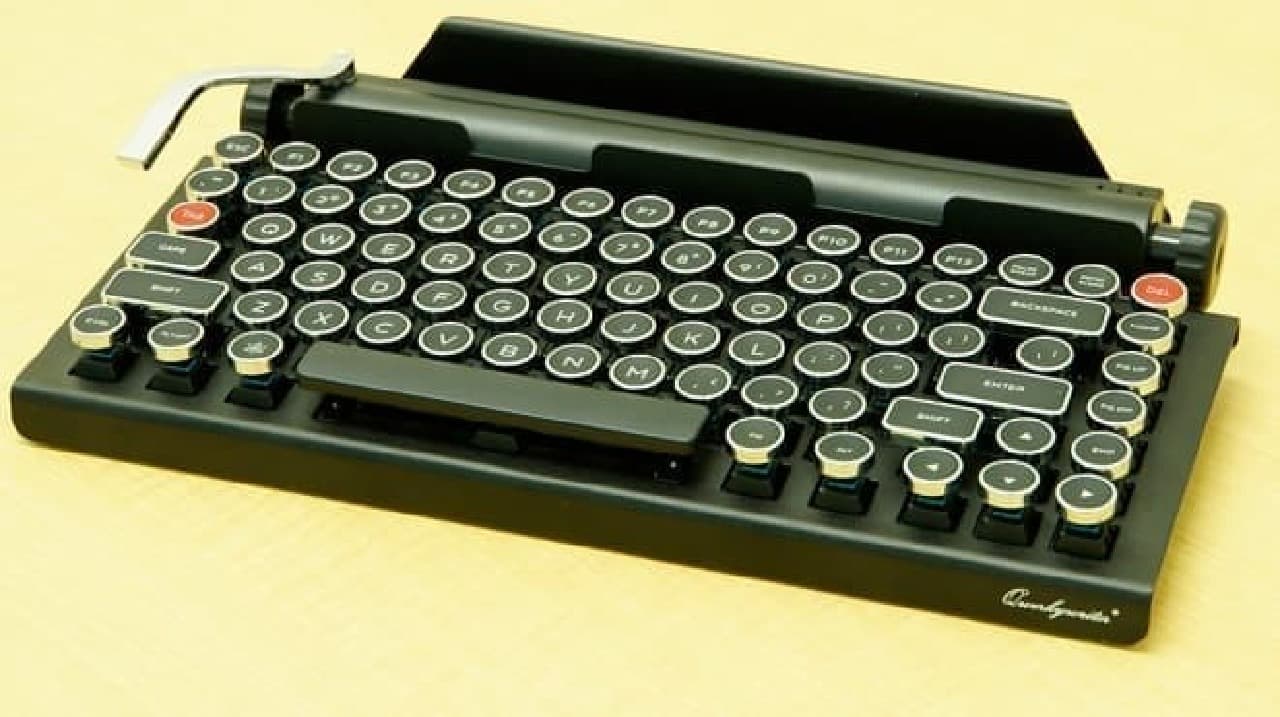 タイプライター風Bluetoothキーボード