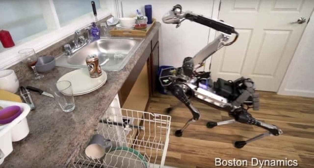 Boston Dynamicsの小型ロボット「SpotMini」