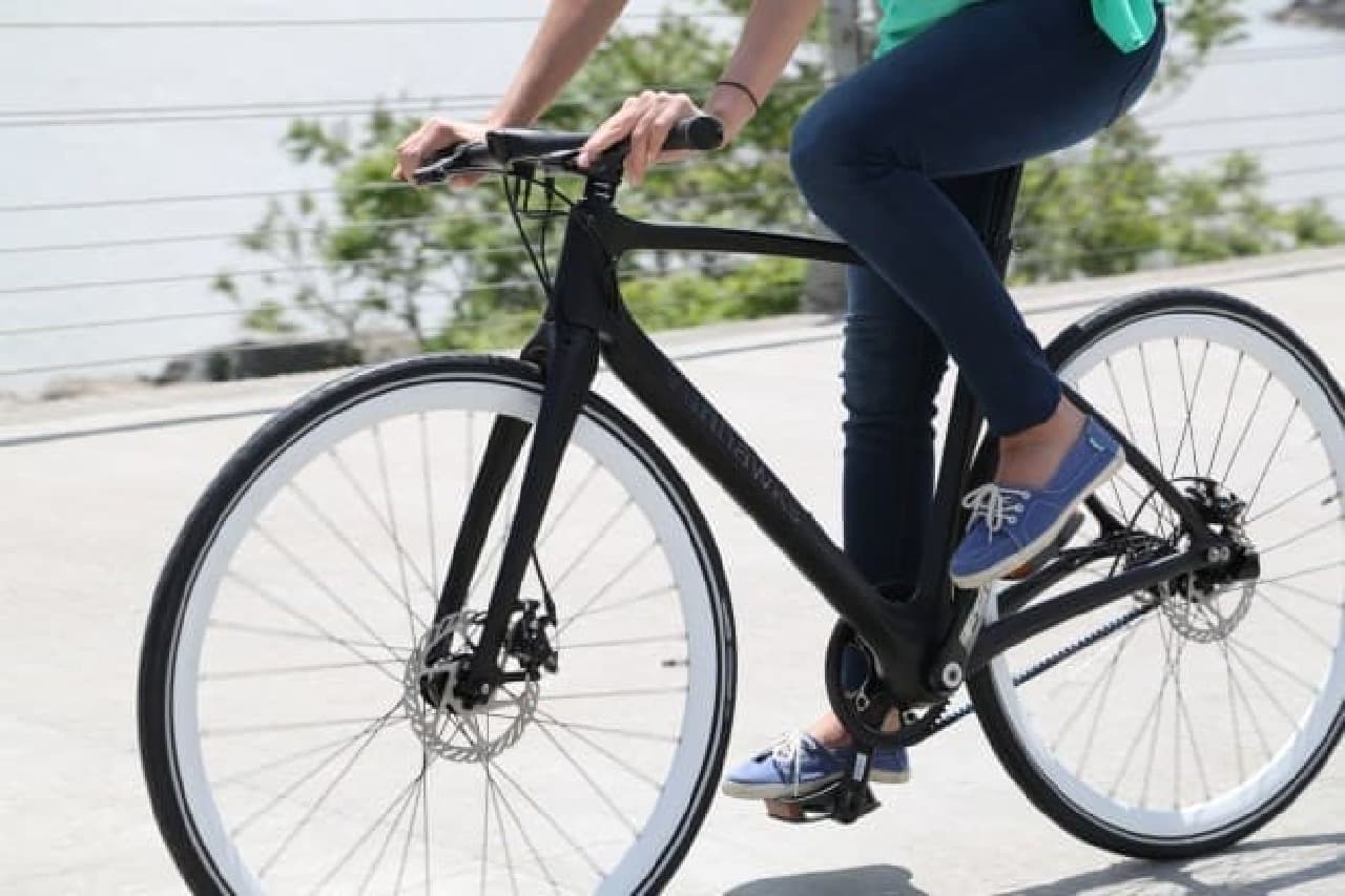 「vanhawks valour」はサイクリストを守る通勤用自転車