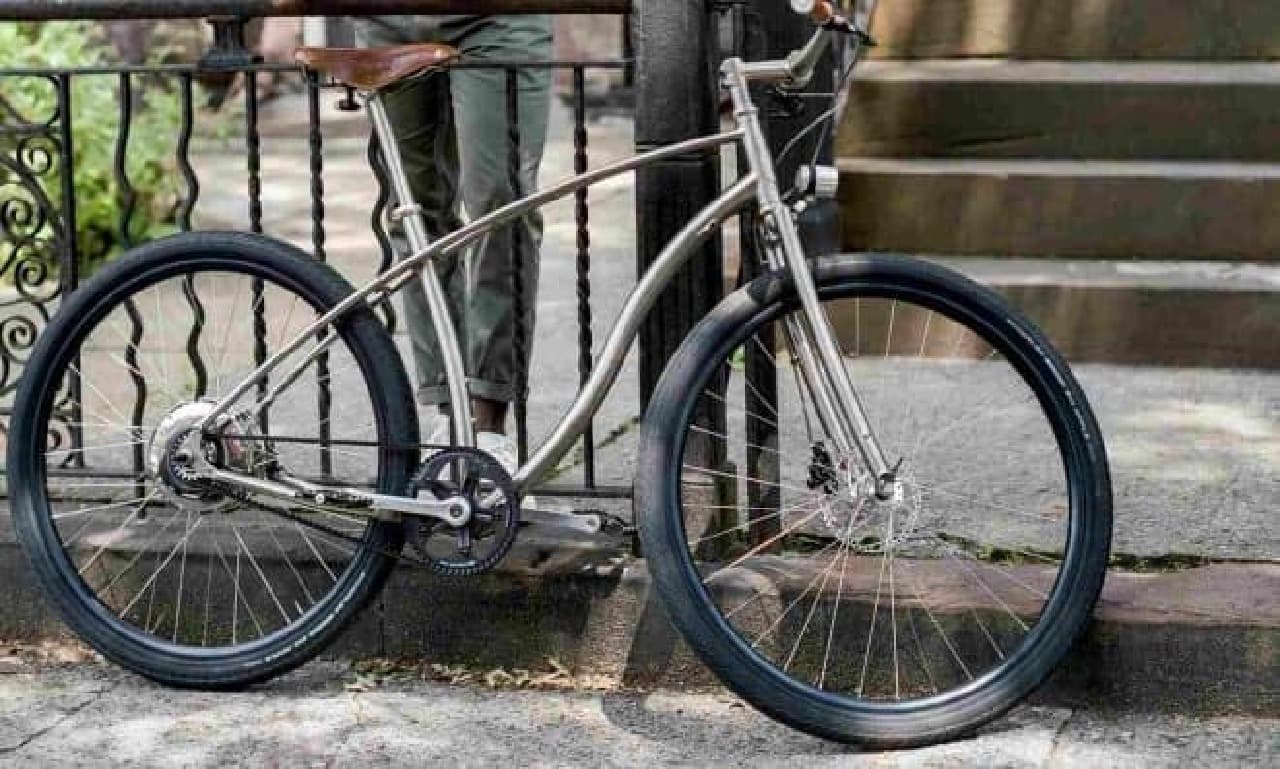 充電がほとんど不要な電動アシスト自転車、Budnitz Bicyclesの「Model E」