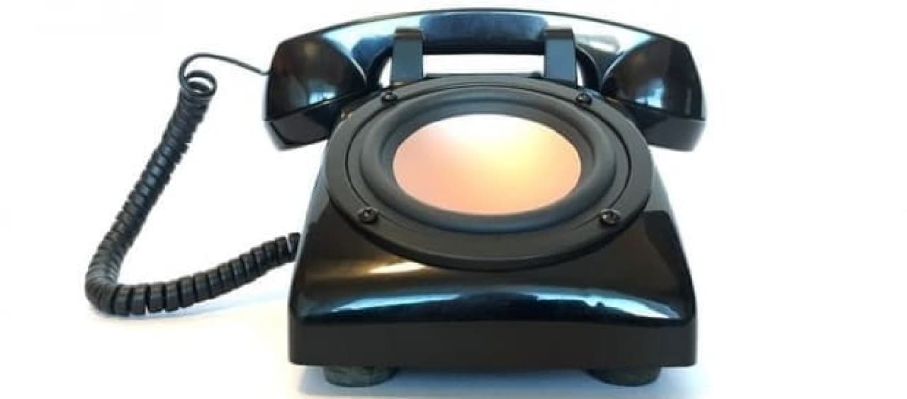 ダイヤル式電話機を“アップサイクル”して作ったスピーカー「ROTO」