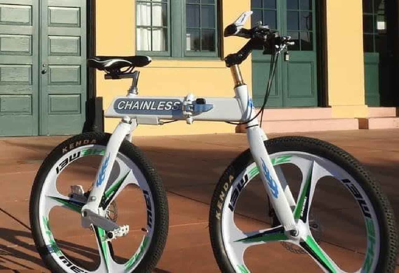 チェーンのない自転車「Chainless」…後輪を直接漕ぐ