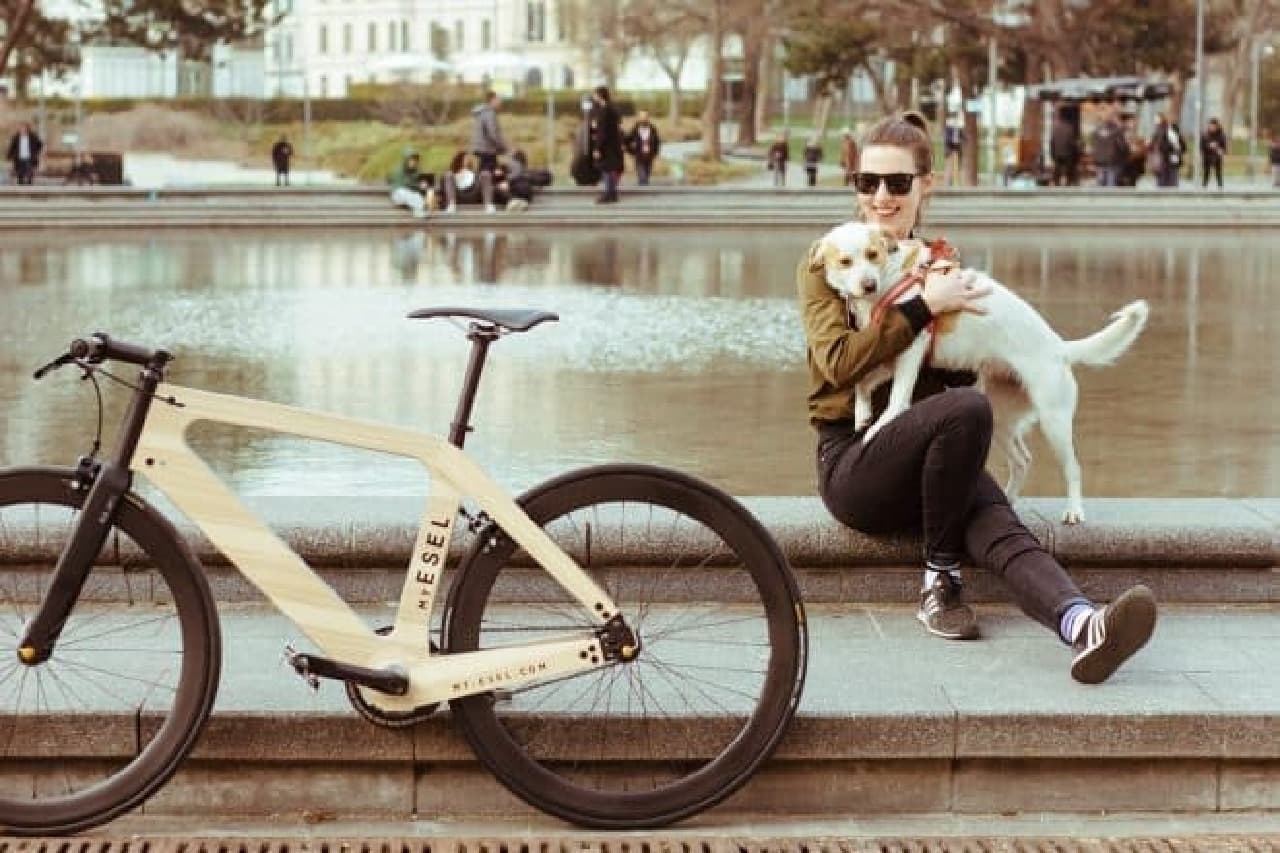 オーダーメイドな木製フレーム自転車「My ESEL」