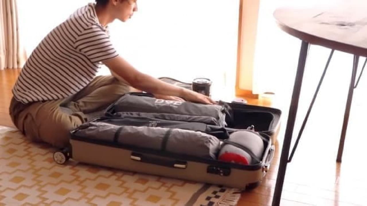 電車持ち込み用に設計されたスーツケース「キャンパーノ・コロコーロ」