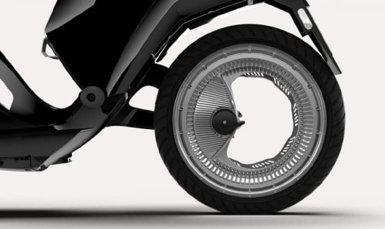 スポークやハブがない折り畳み電動バイク「Ujet」
