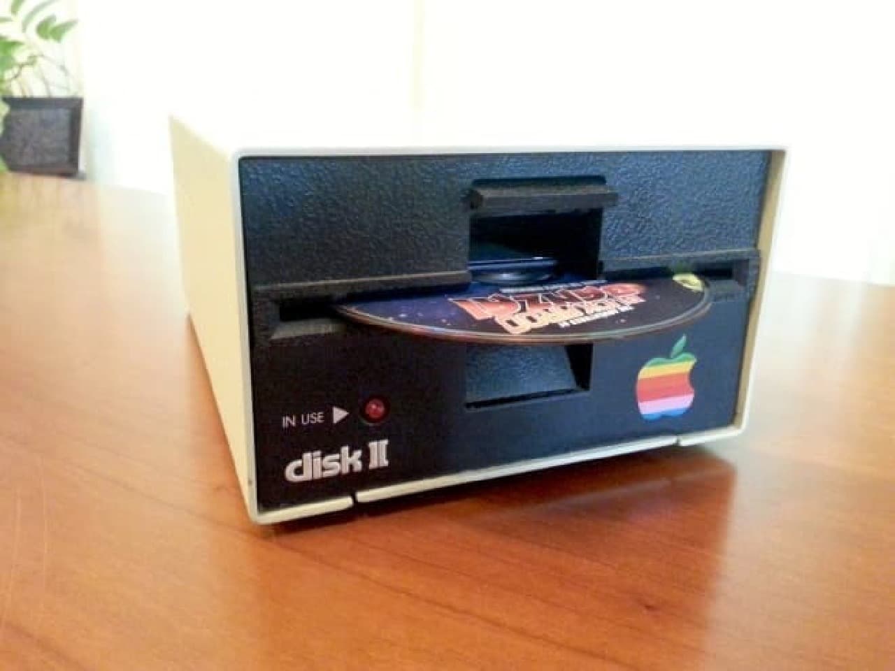 Blu-Ray/DVD drive in Disk II Floppy drive case