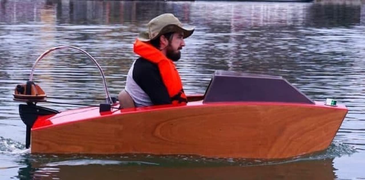 Rapid Whaleによる電動ボート「Mini Boat」
