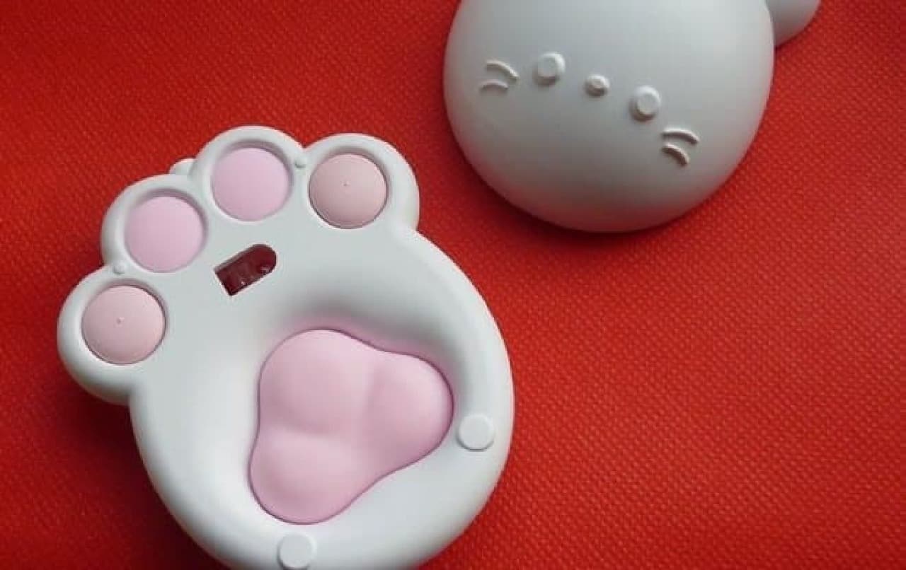 肉球マウス「Pnitty Mouse」2nd model