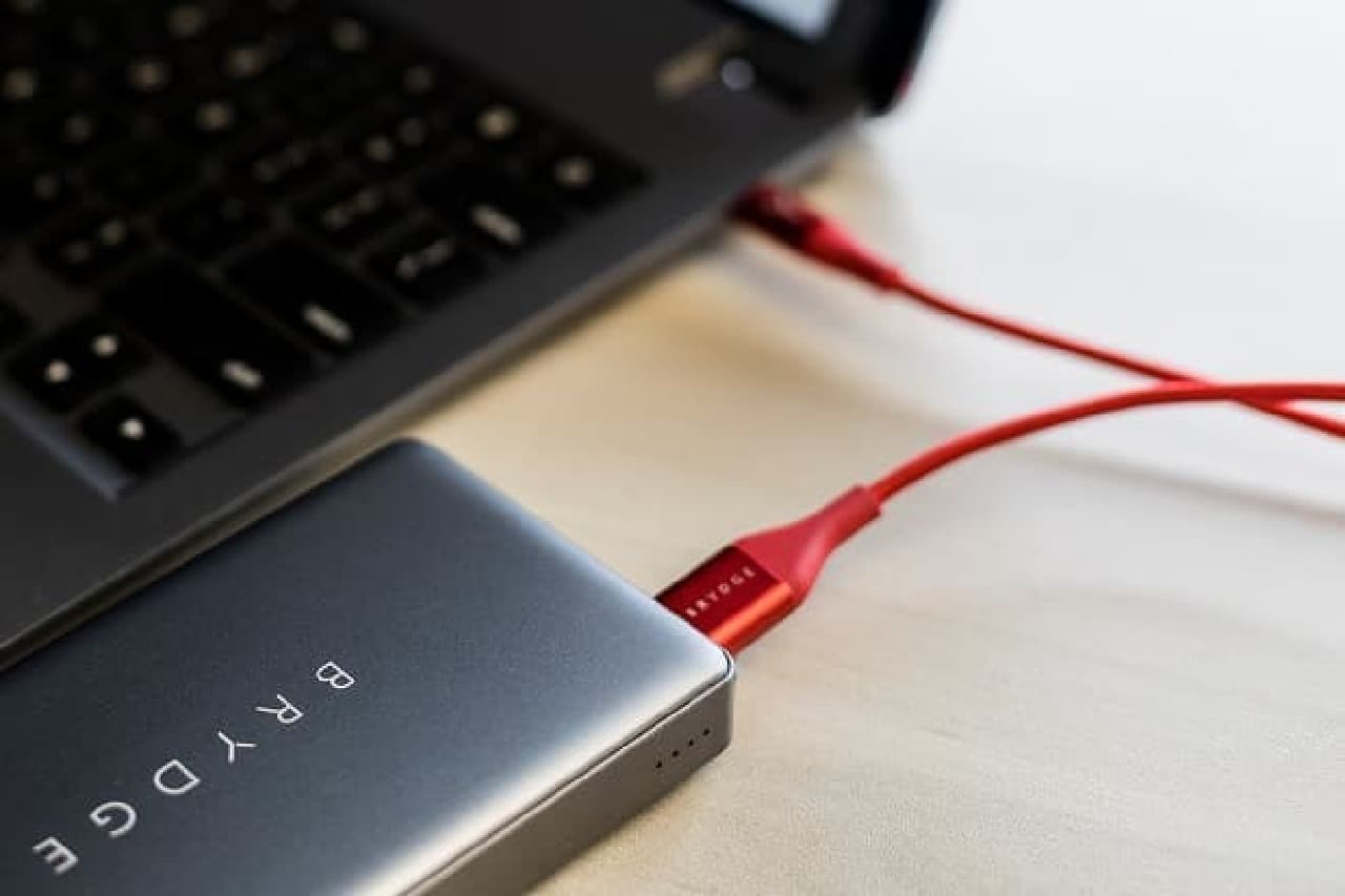 アラミド繊維を採用した超高耐久 Micro-USB ケーブル「BRYDGE Micro-USB Cable」