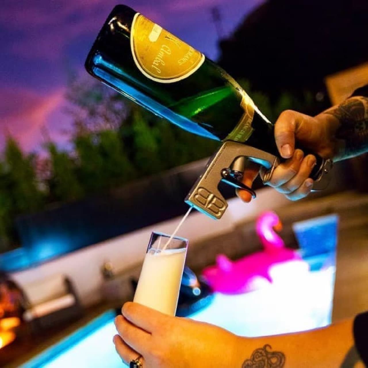 シャンパンファイトを手軽に、経済的に楽しめる「Bubbly Blaster」