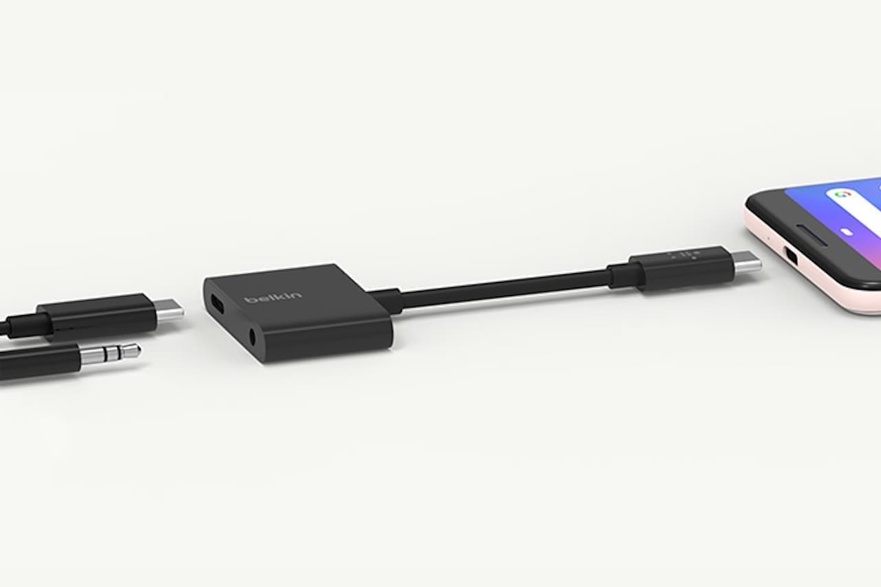 USB Type-C充電しながら有線イヤホンが使える「RockStar USB-C to 3.5mm アダプタ」