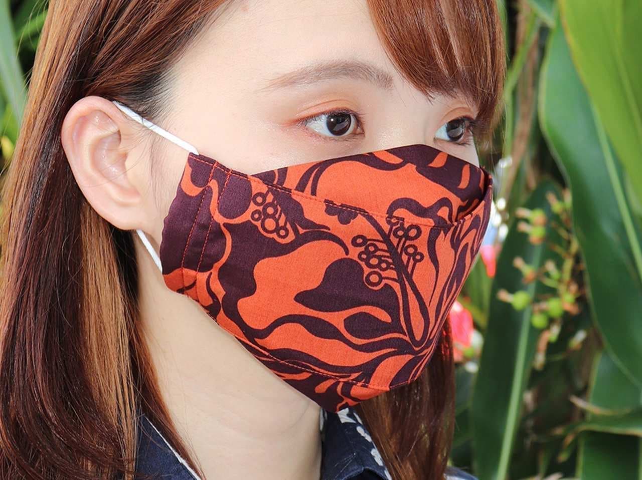 かりゆしウェア生地のマスク「MAJUNオリジナル布マスク」に吸汗速乾素材を使用した「MAJUNオリジナル夏用布マスク」