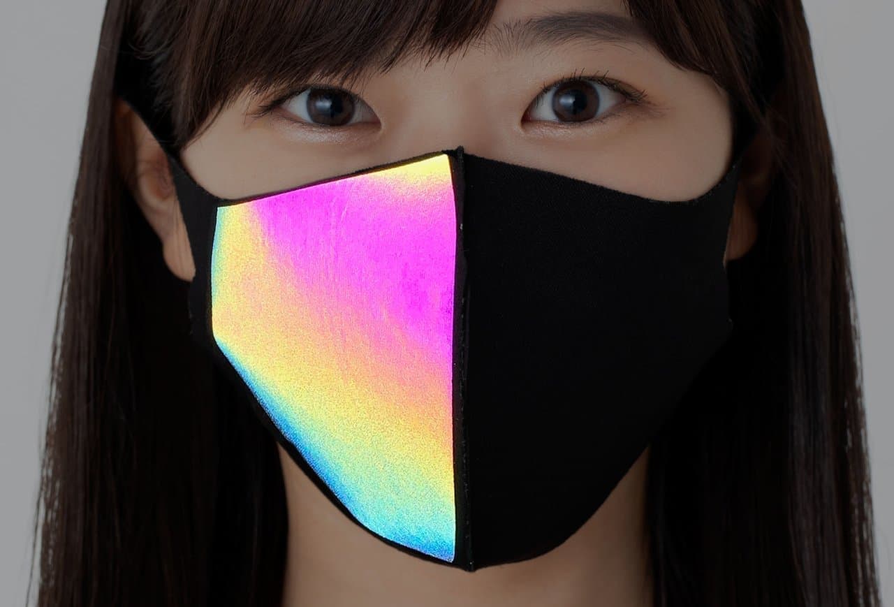 歩行者の安全を守る光るマスク！「交通安全REFLECTマスク」ヴィレヴァンオンラインに登場