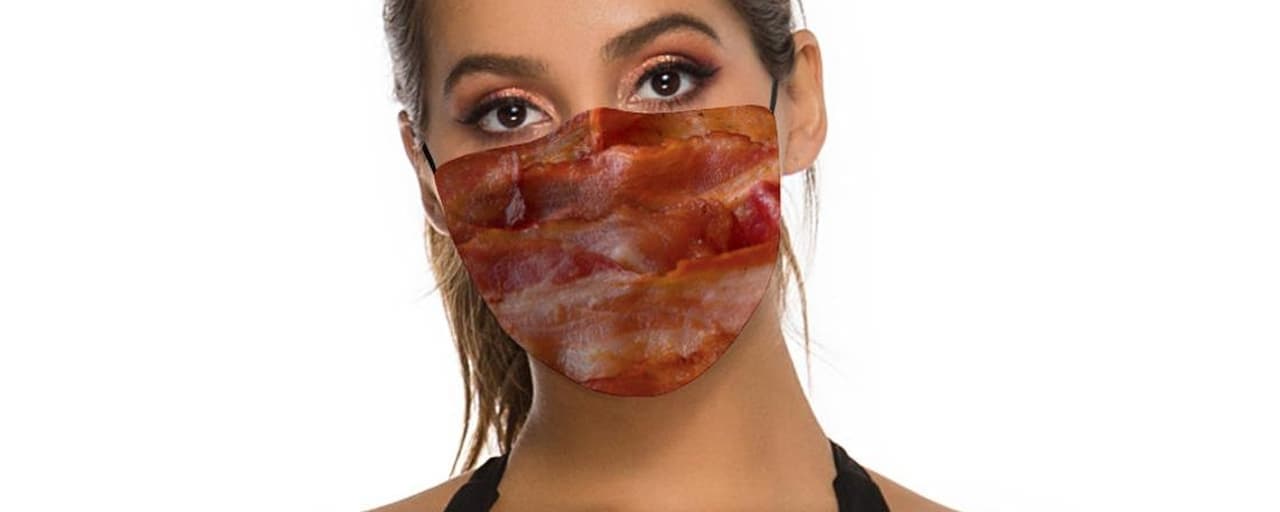 ベーコンデザインのマスク「Bacon Breakfast Face Mask」