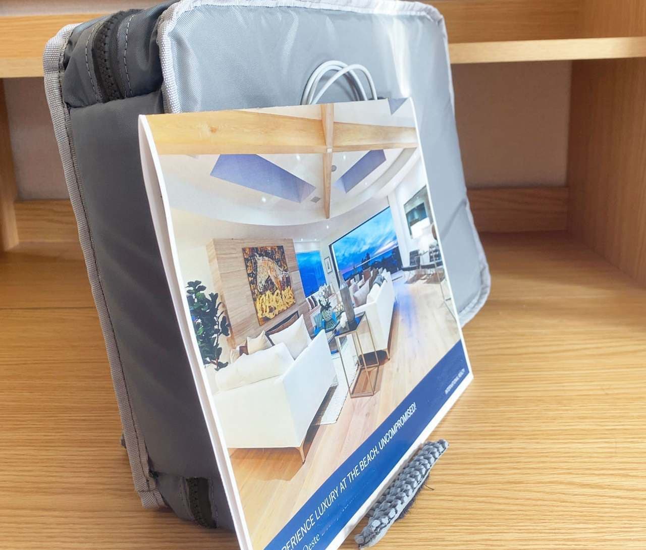 【テレワーク】どこにでも仕事空間を作れるショルダーバッグ「スマートテレバッグ」