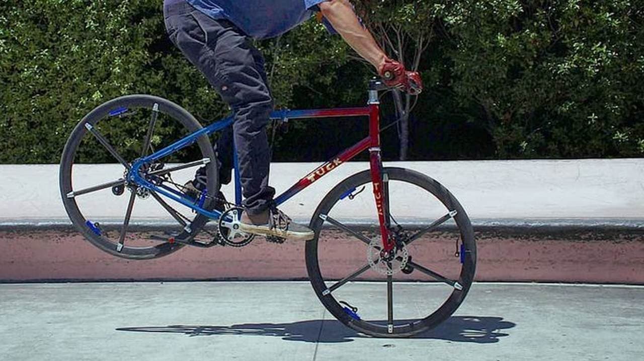 ホイールを折り畳める自転車「Tuck Bike」最新状況について