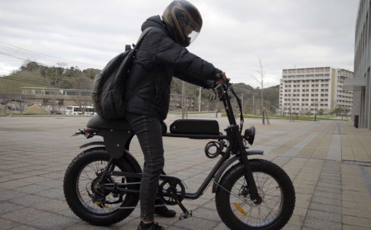 電動バイク（モペッド）「KOGUNA」がMakuakeに登場！ コンセプトは「こがない自転車」