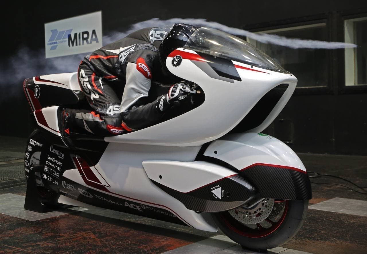 世界最速402km/hを目指す“空力のスーパーバイク”「WMC250EV」