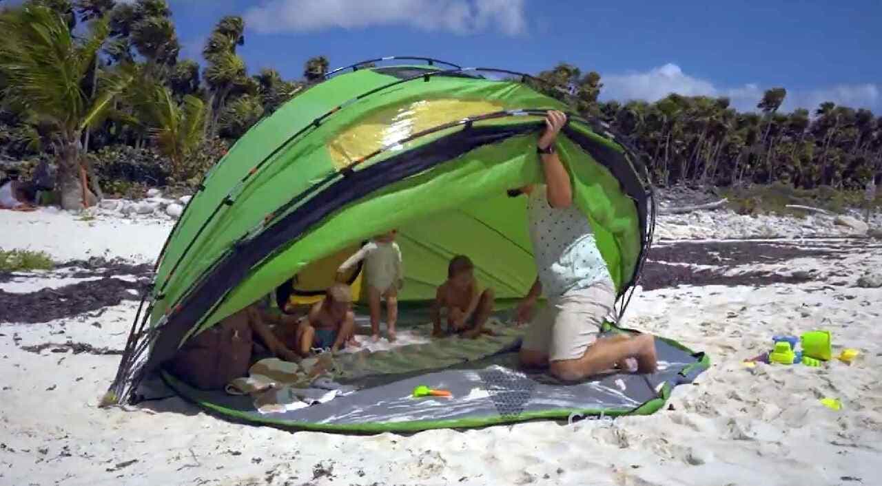蛇腹なテント「Escape M4」 - 開けばビーチシェードとして利用可能に