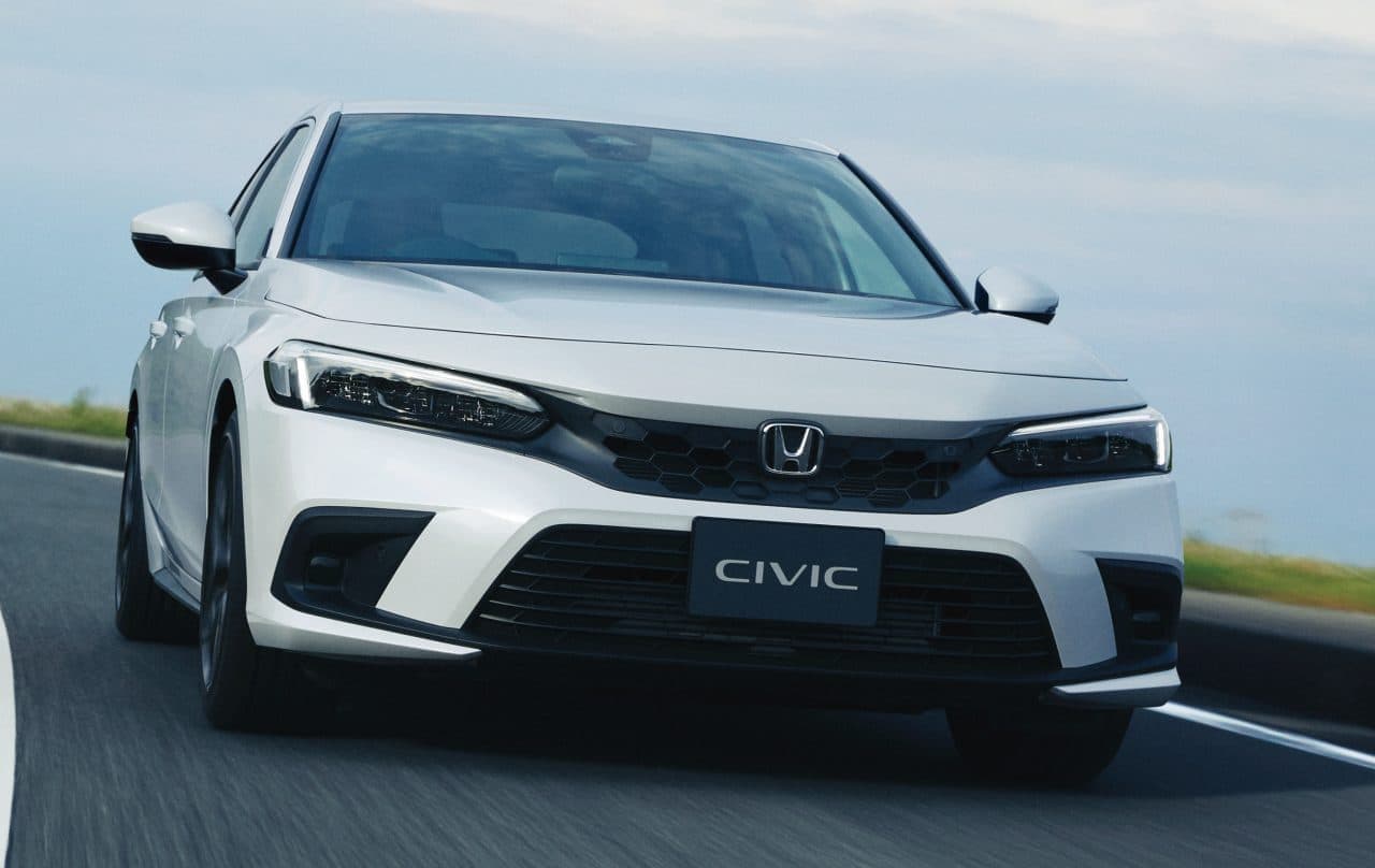 ホンダ 新型「CIVIC」目標の3倍以上売れているそうです マニュアル車も予想上の人気