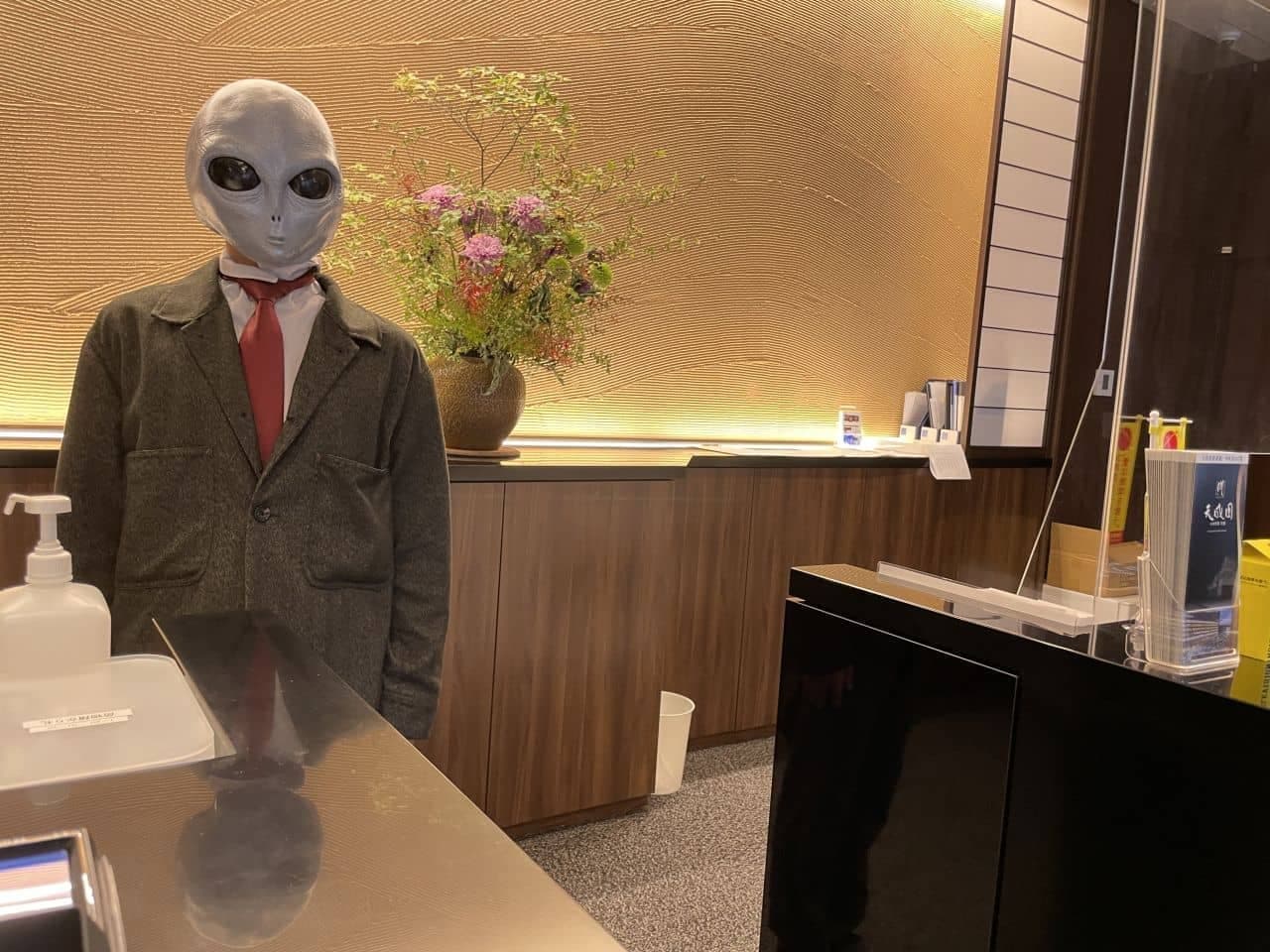 宇宙人が接待する「UFO旅館」10月20日開業