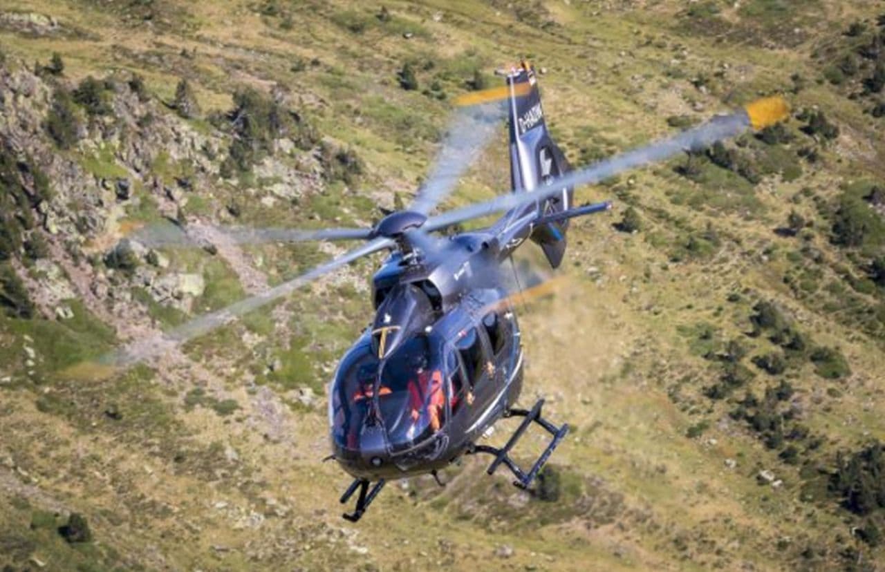 川崎重工の最新型ヘリコプター「H145//BK117 D-3」がTBSテレビの報道取材・スポーツ中継用ヘリとして採用