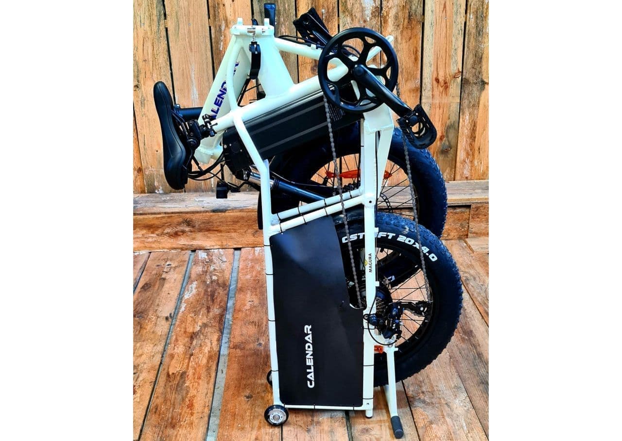 “荷物を運べる 荷物として運ばれる自転車”Calendar Bikesのカーゴバイク「Longtail Max」