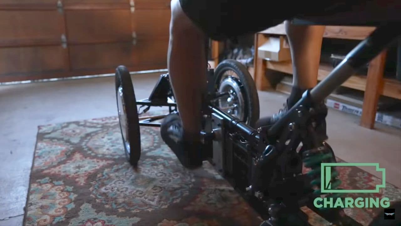 動力は人間？3輪電動バイク「Mean Lean Machine」 2人乗りの3輪電動ビークル「FUV」シリーズで知られるArcimotoが発表