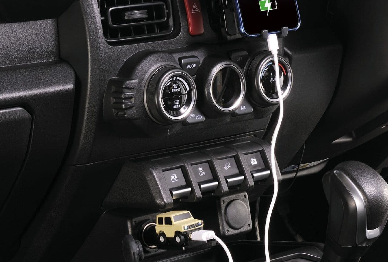 ジムニー型・軽トラ（ハイゼットトラック）型のUSBチャージャー発売 シガーソケットに挿せばスマートフォンに充電できる