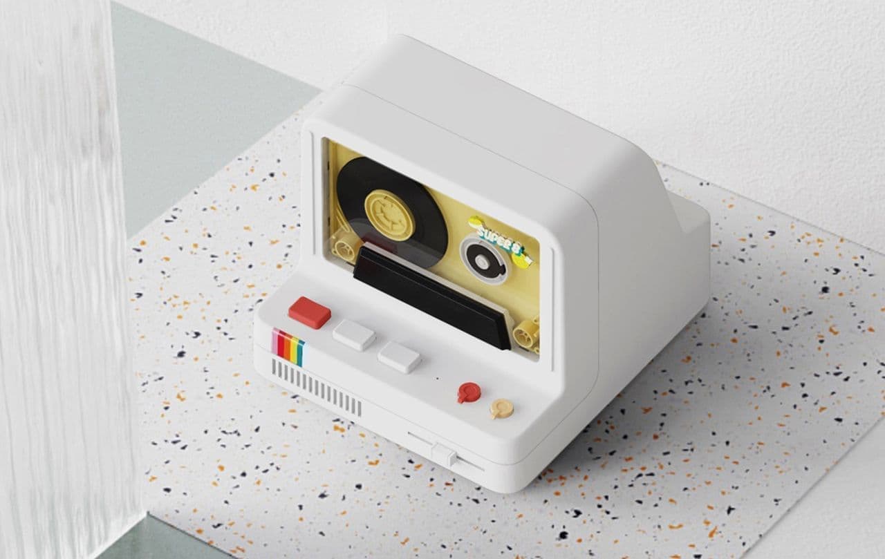 ポラロイドカメラ型でカセットテープがデザインされたBluetoothスピーカー「Magnetic tape box」
