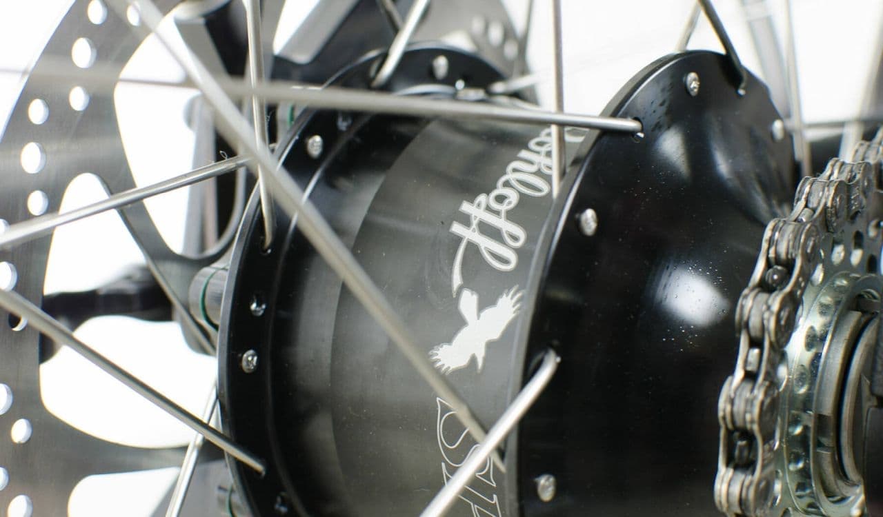 1回の充電で480km走れる電動アシスト自転車OPTIBIKE「R22 エベレスト」