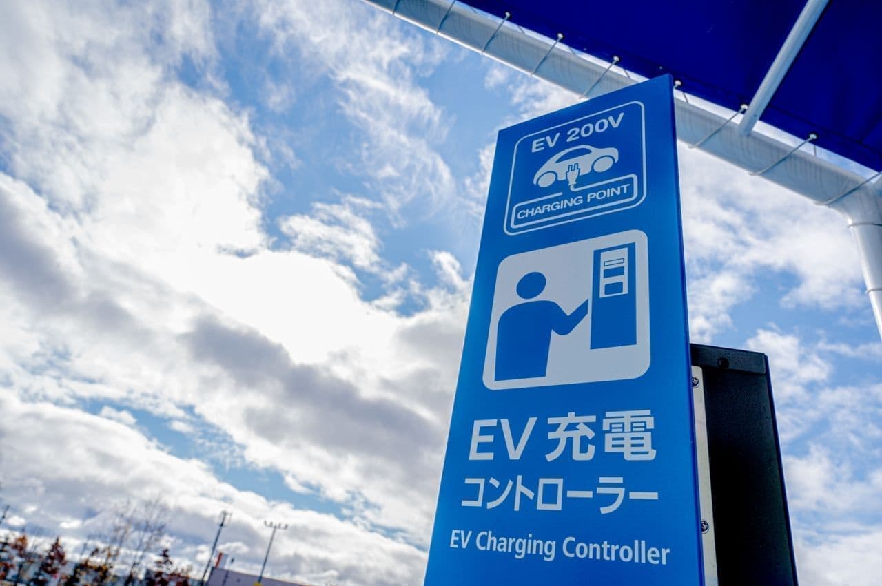 「エクスペディション イーグル」にSAのEVスタンドでサブバッテリーを充電できる「エネクルーズ」搭載車