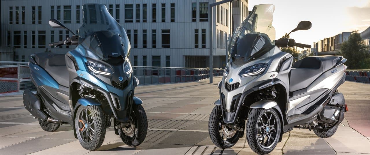 ピアッジオがフロント2輪のスクーター新型「MP3」をパリで発表 ハイテク装備とゴージャスな内外装を採用