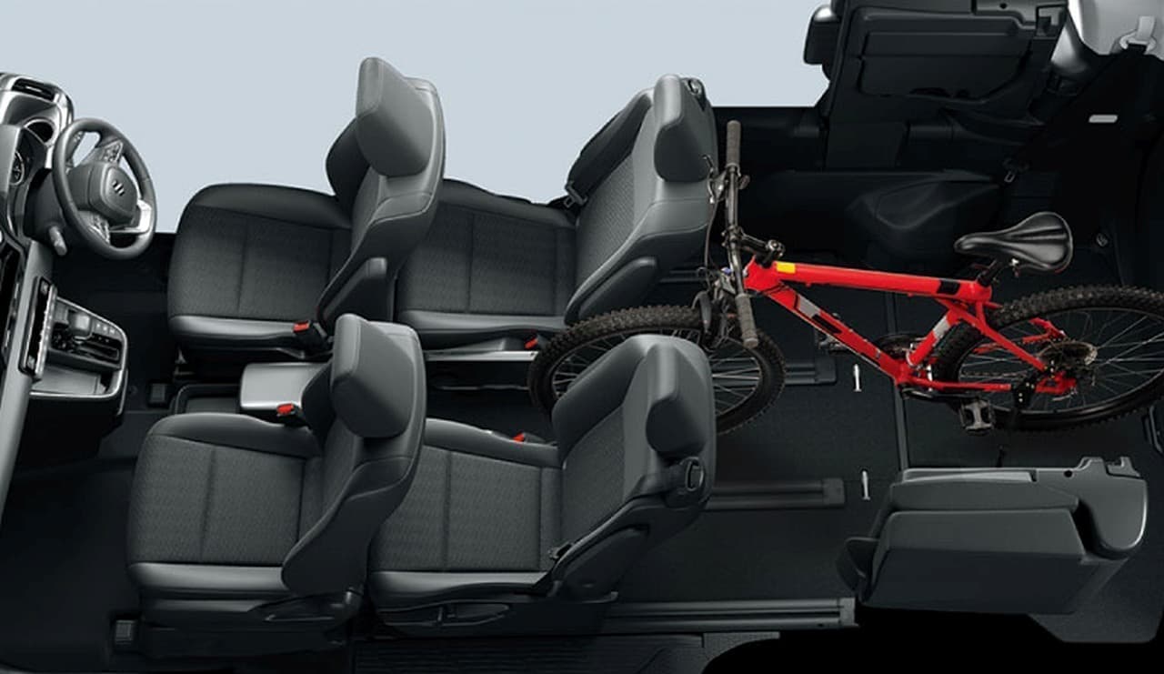 スズキ 3列シートのミニバン 新型「ランディ」を発売