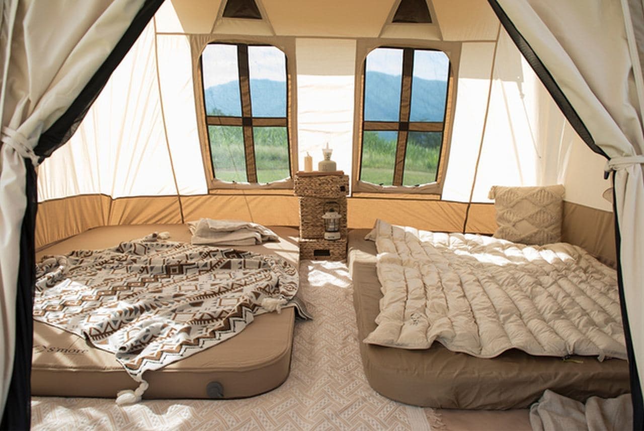 ロッジのようなテント「Dolce lodge（ドルチェロッジ）」Makuakeに登場 窓が多く開放感を味わえる