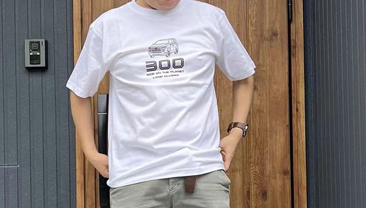 トヨタ「ランドクルーザー 300 ZX」のTシャツ発売 ― 注文受付停止中のランクルをせめてTシャツで