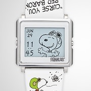 スヌーピーがパイロット姿に--電子ペーパー腕時計「Smart Canvas」の新モデル