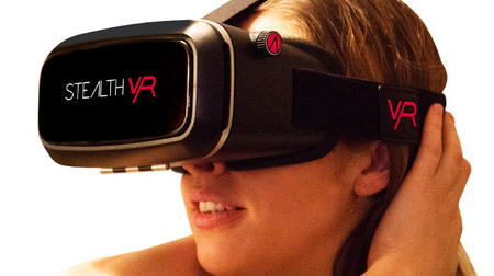 スマホを装着すると仮想現実が見られる「STEALTH VR」―イオンで9,800円