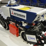 ガス爆発をおそれず人命救助！「防爆ロボット」日本で初めて開発