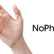 誰にも見えないスマートフォン「NoPhone Air」―大人気の「NoPhone」最新モデル