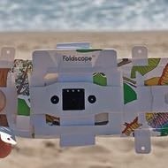 自分で紙を折って作る“折り紙顕微鏡”「Foldscope」…倍率は140倍