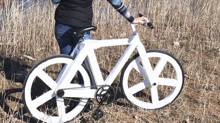 エコで安価な自転車「URBAN GC1」…再生クラフト紙やペットボトル再生樹脂を使用