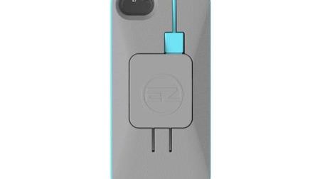 iPhoneがACプラグ付きになると、多分、便利…充電用アダプター付きケース「EZ Charger Case Pro」