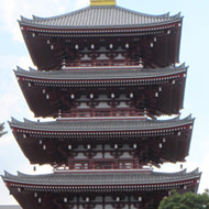 「チタンの瓦」でできた五重塔―東京・浅草寺で完成