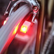 ブレーキが、自転車用ライトに―「渦電流」を活用する「Magnic Microlights」