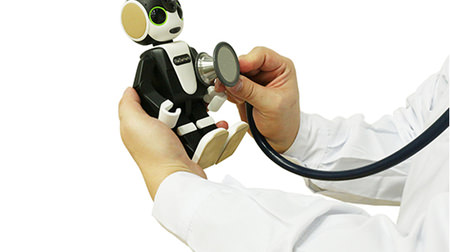ロボット携帯「ロボホン」、ずっと元気でいてね―シャープが健康診断を実施