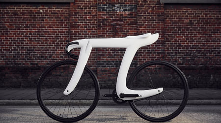 円周率「パイ」を称える自転車「PiCycle（パイサイクル）」―試乗はアインシュタインのコスプレで
