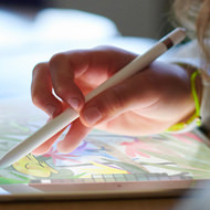 新型iPadはApple Pencil対応で9.7型―価格は3万7,800円から