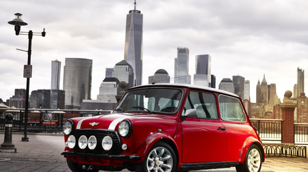 初代「MINI」が電気自動車に―「Classic MINI Electric」がニューヨークモーターショーに登場